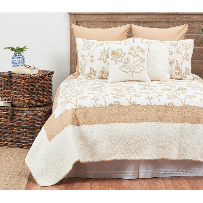 Harlow Chain Stitch Pillow