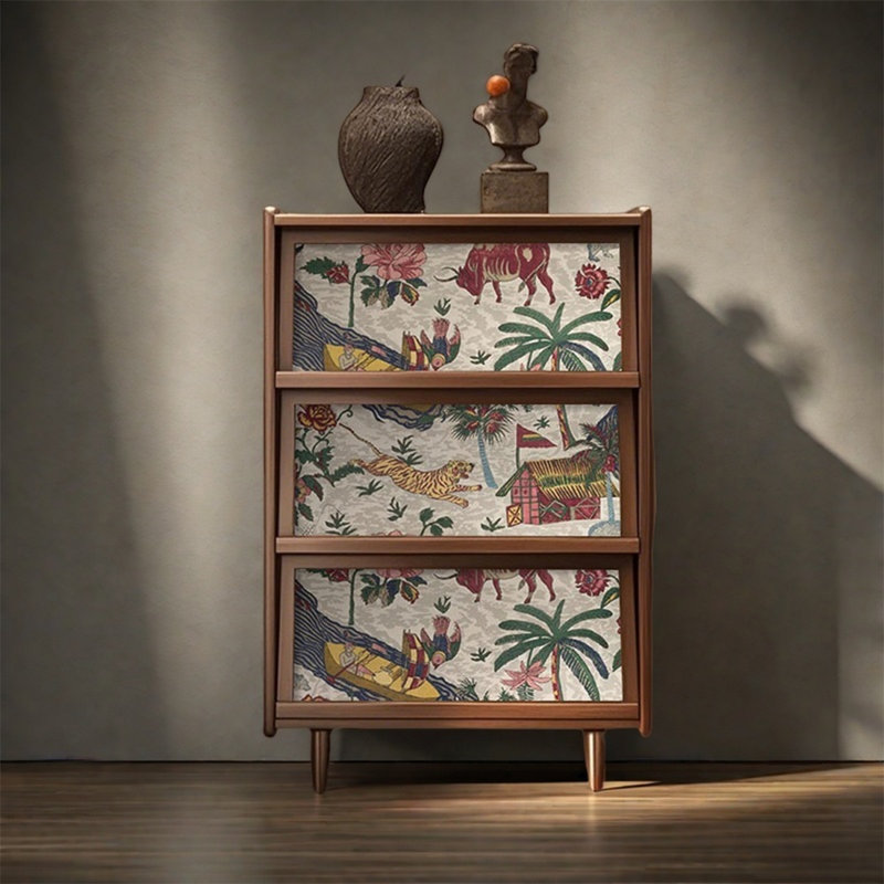 Armoire décorative avec rangement à trois portes