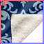 Couvertures bleues à motif damassé-130507721
