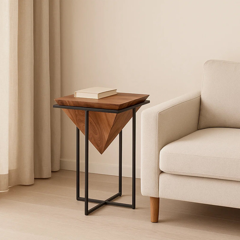 Table d'appoint Cherine Pyramid, H 26,5 po x l 15 po x P 15 po