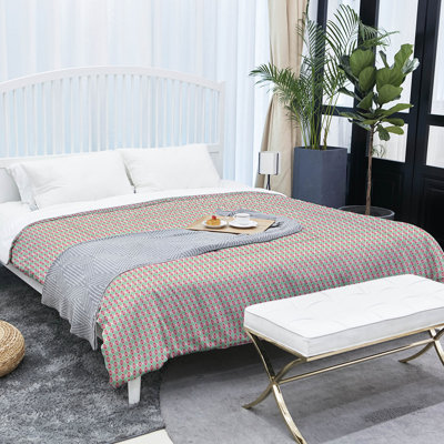 Polyester Baffle Box Stitch Geometric Comforter