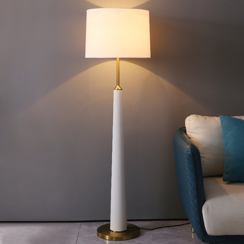 Lampes sur pied en fer blanc, Blanc / Doré, Blanc