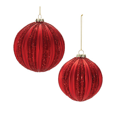 Ornements en forme de boule de verre rouge côtelé