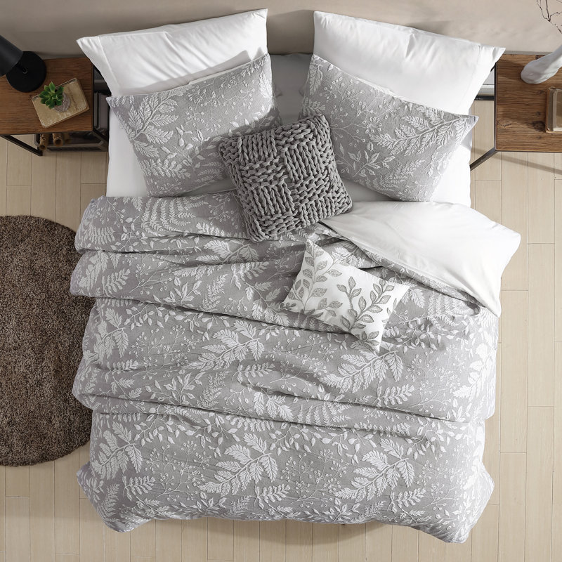 Inverness Bedding, Queen Comforter + 2 Queen Shams