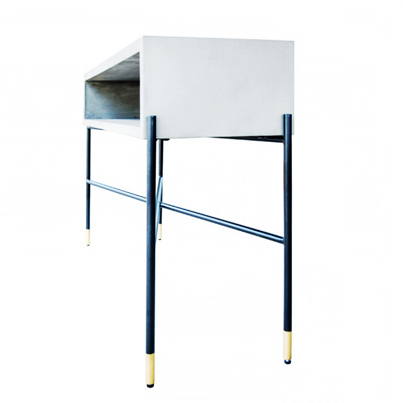 30.02'' Console Table