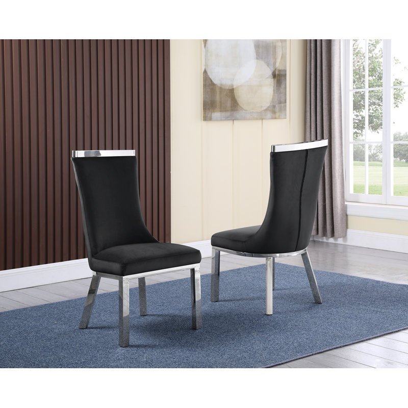 Chaise d'appoint rembourrée Felizardo en gris foncé, Noir, Argent