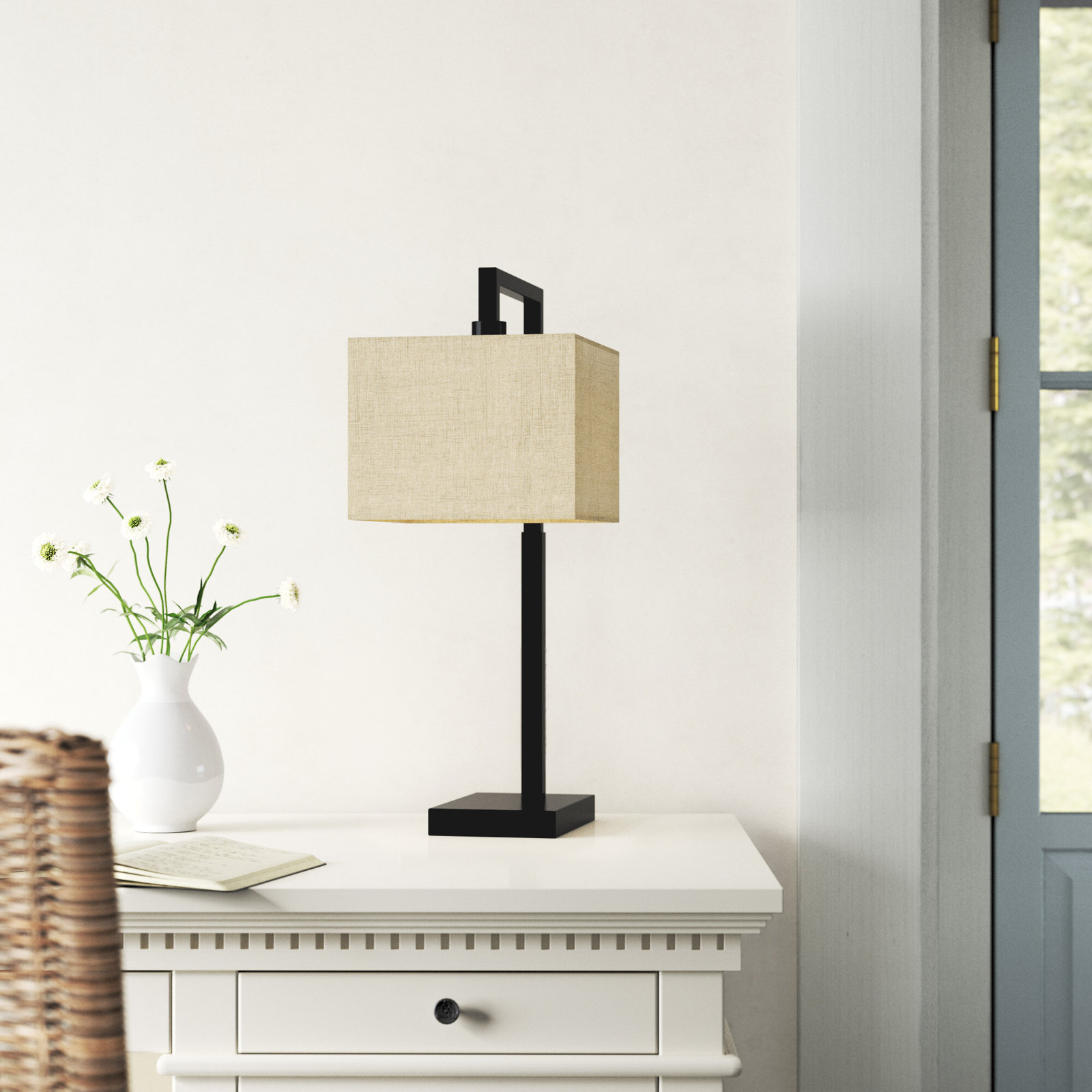 Suzy Metal USB Table Lamp