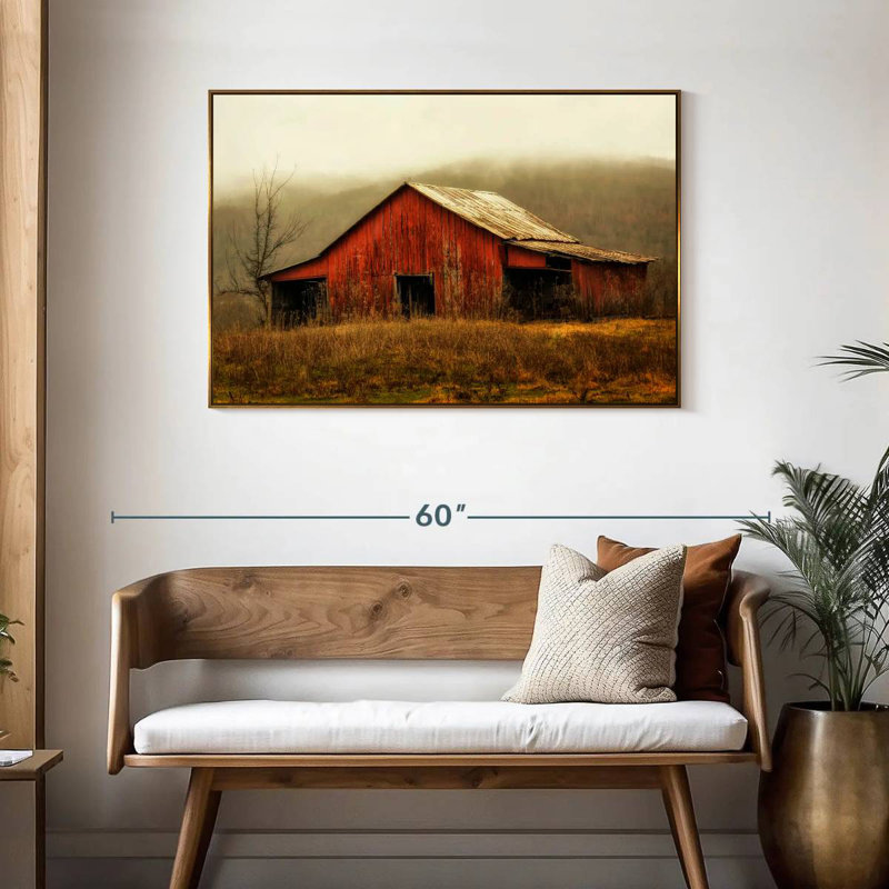 Skylight Barn dans le brouillard, Cadre flottant doré, 43 po x 29 po