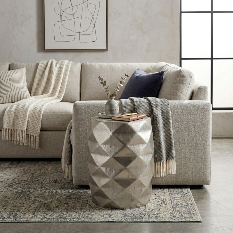 Table de bout Gaest, Argent