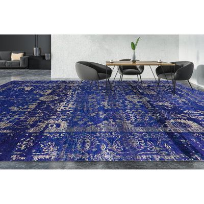 Tapis bleu foncé et doré de haute qualité noué à la main