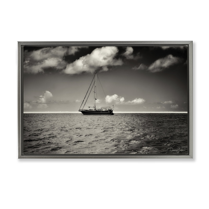 Toile flottante encadrée «Clouds Over Big Ship» par Dennis Frates, Cadre flottant gris lustré, H 21 po x l 31 po