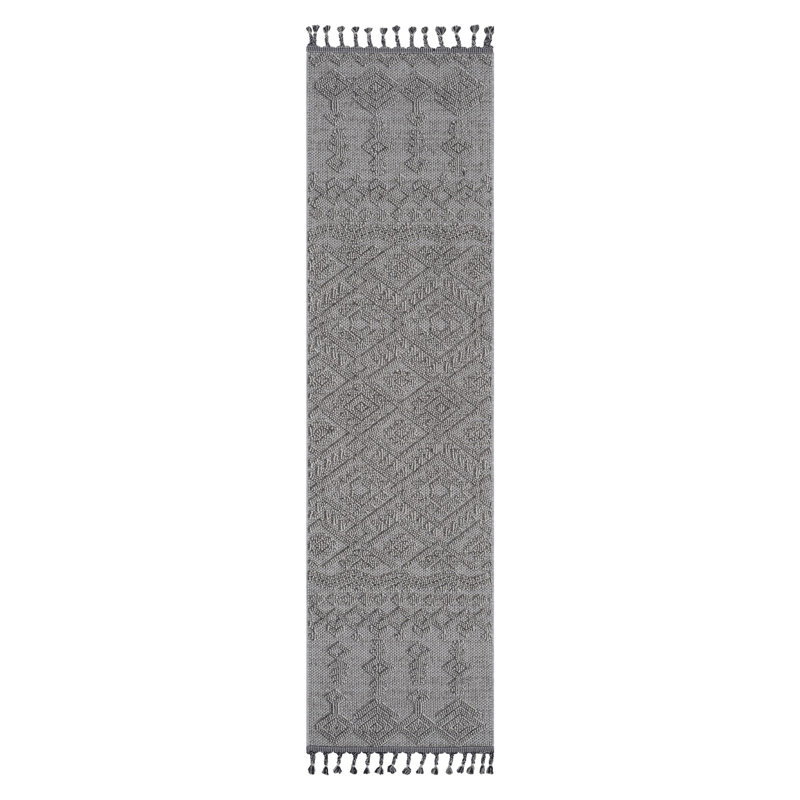 Traditional indoor/outdoor area rugs, Runner 2'2" x 8'
