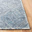Tapis bleu en laine touffeté à la main Didonato-1167550328