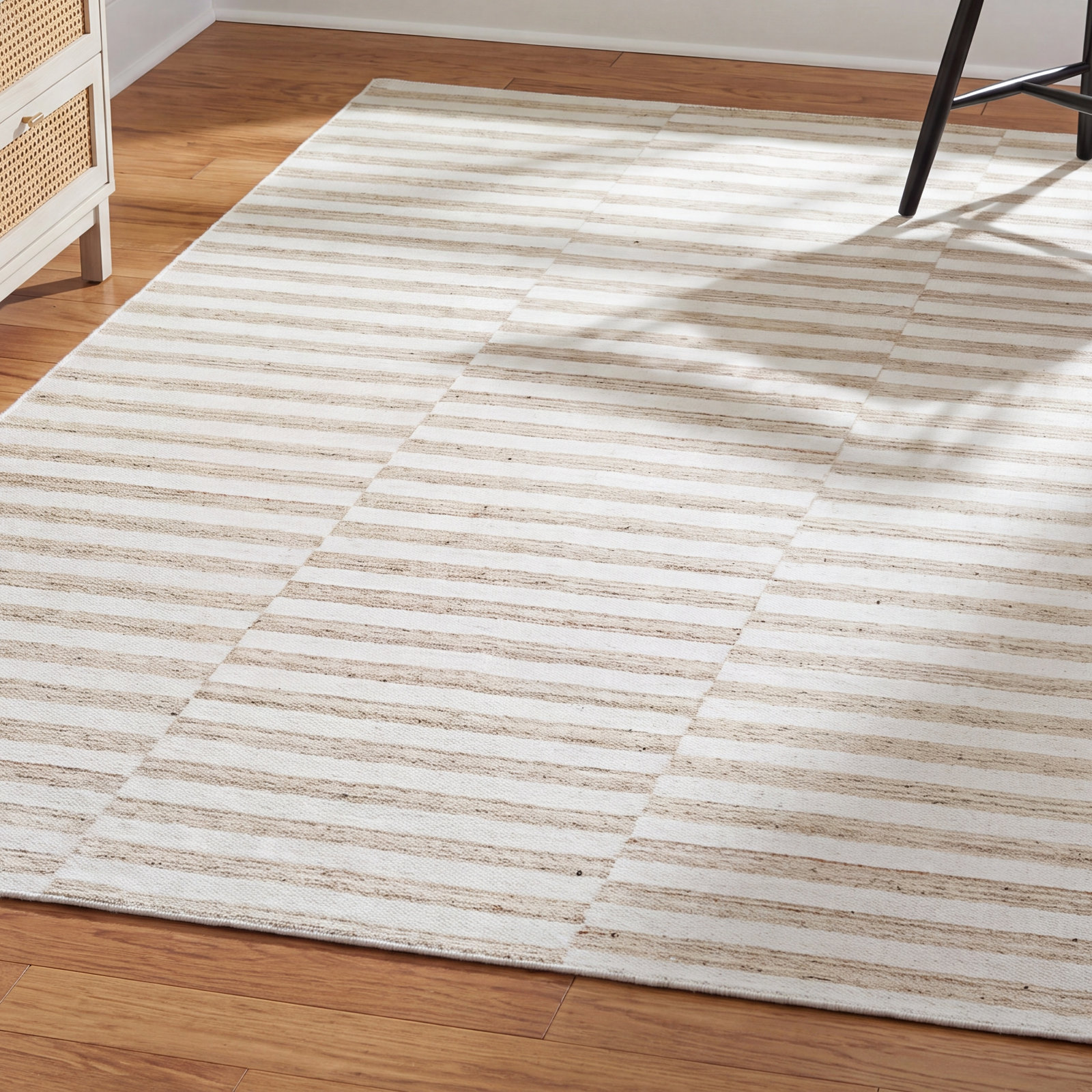 Elstone Hand-Woven Striped Rug, Rectangle 5' x 7'6"