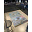 Tapis décoratif multicolore à motifs et chiffres multicolores de la collection Barcelona-887533591