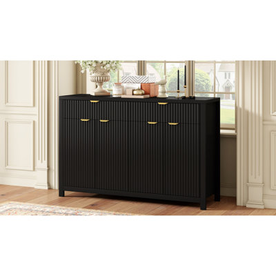 Buffet U_STYLE moderne de 55,1 po avec 2 tiroirs et 4 portes, tablettes réglables, motif à vagues, poignées en aluminium, panneau de fibres à densité moyenne peint, rangement scandinave pour la salle à manger et le salon