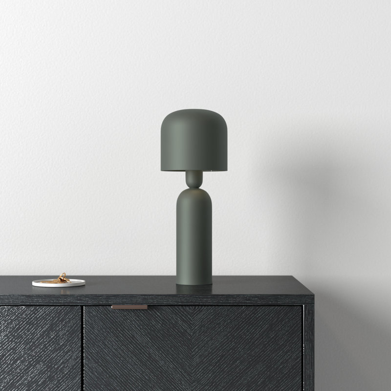 Odie Metal Table Lamp, Green