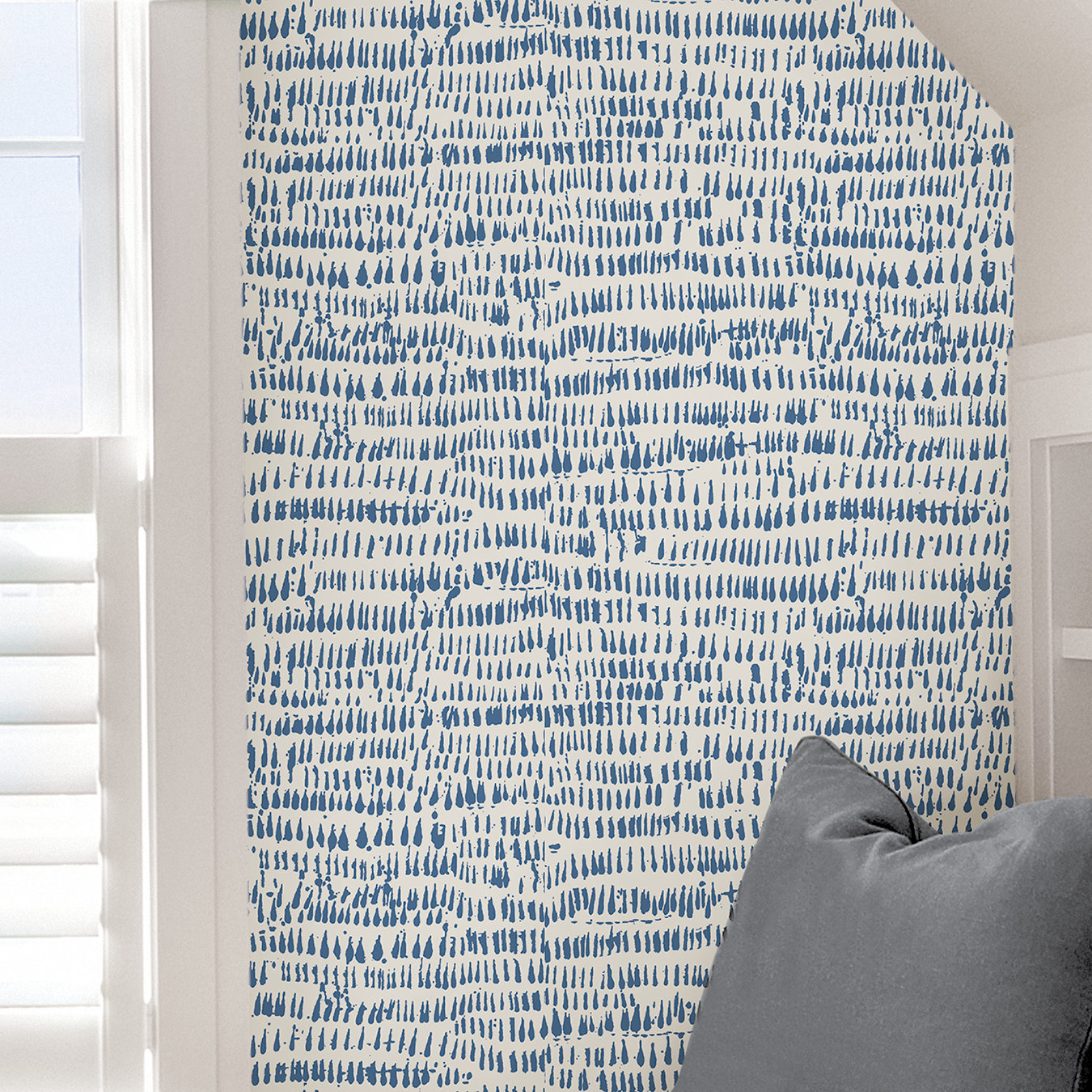 Ianthe Modern Peel & Stick Abstract Wallpaper