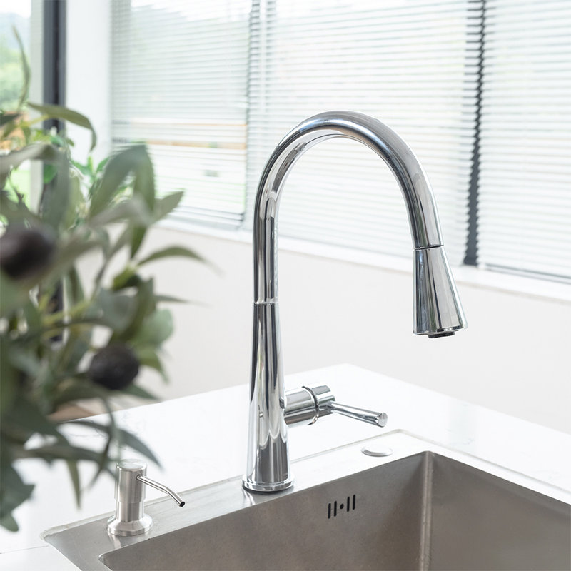 Single Handle 3 Functions Pull-down Sprayer Kitchen Faucet, Chrome