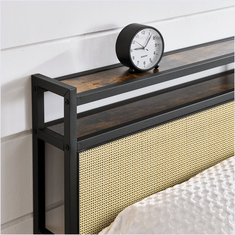 Structure de lit double, Brun