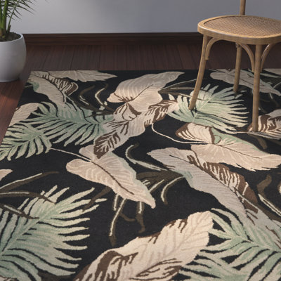 Mcloughlin Hand Hooked Wool Floral Rug