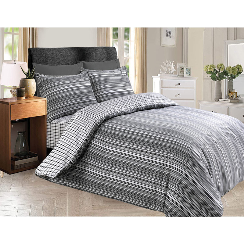 Harbir Striped Duvet Cover Set with Pillowcases, Kingsize- 2 Standard Pillowcases, Slate Black