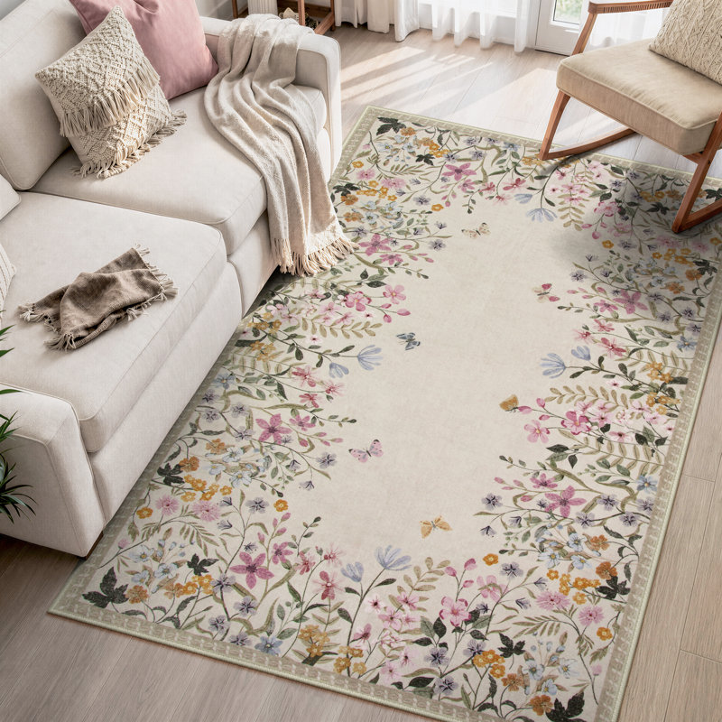     Tapis floral beige lavable 4 x 6 avec envers antidérapant Floral, Rectangle 4 pi x 6 pi