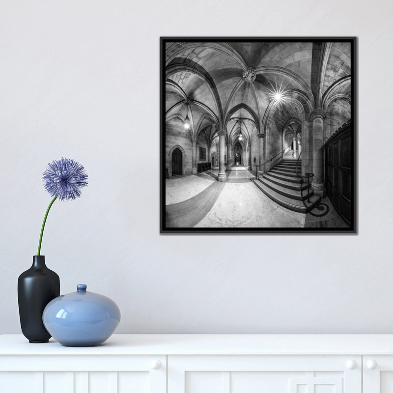 « undercroft », impression sur toile, H 18 po x l 18 po x P 1,5 po, Toile avec cadre noir, Pas de tapis