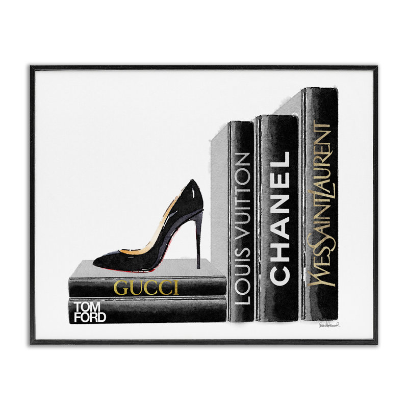 «High Fashion Book Shelf with Stilettos Heel», reproduction d'impression, H 30 po x l 24 po, Giclée encadrée noir minuit