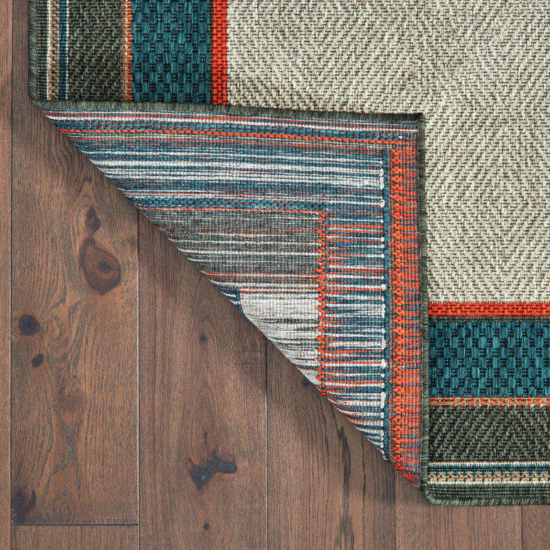 Izola Oriental Indoor / Outdoor Rug, Rectangle 9'10" x 12'10"