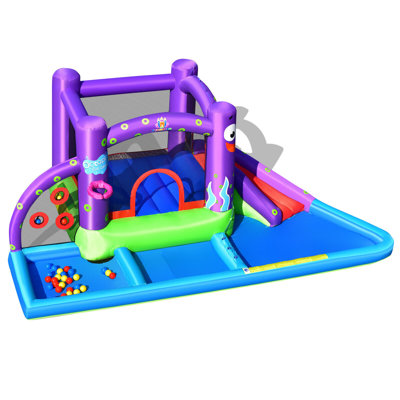 Jeu gonflable avec glissade l 182,5 po x P 118 po