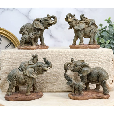 Figurines & Sculptures