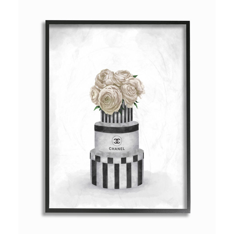 «Fashion Flower Box Stack Neutral Gray Peinture», impression, H 20 po x l 16 po, Giclée encadrée noir minuit