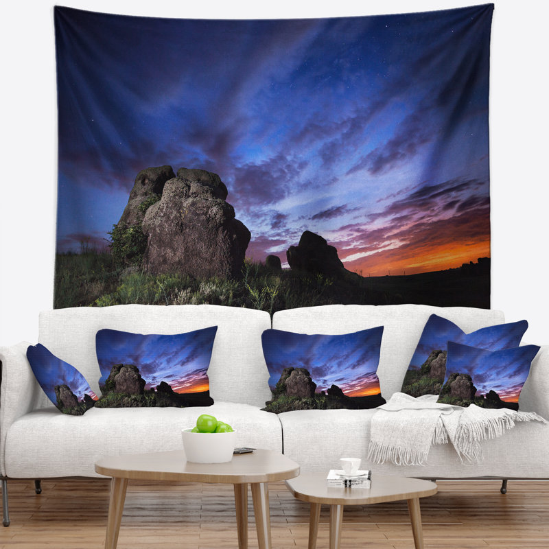 Paysage, nuit d'été, tapisserie, ciel bleu, H 78 po x l 92 po