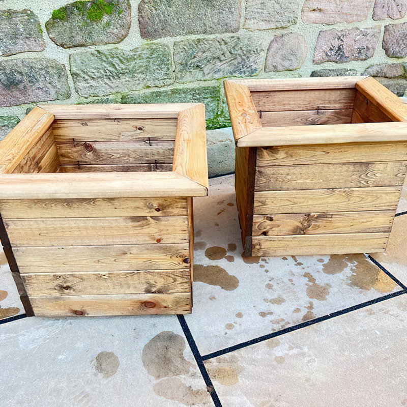 Pennsbury Handmade Wood Planter Box, 39cm H x 94cm W x 47cm D