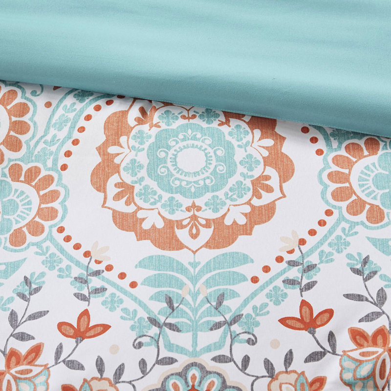 Queen Bedding With Sheets In Comforter - Ravishing, Queen Comforter + 7 Additional Pieces