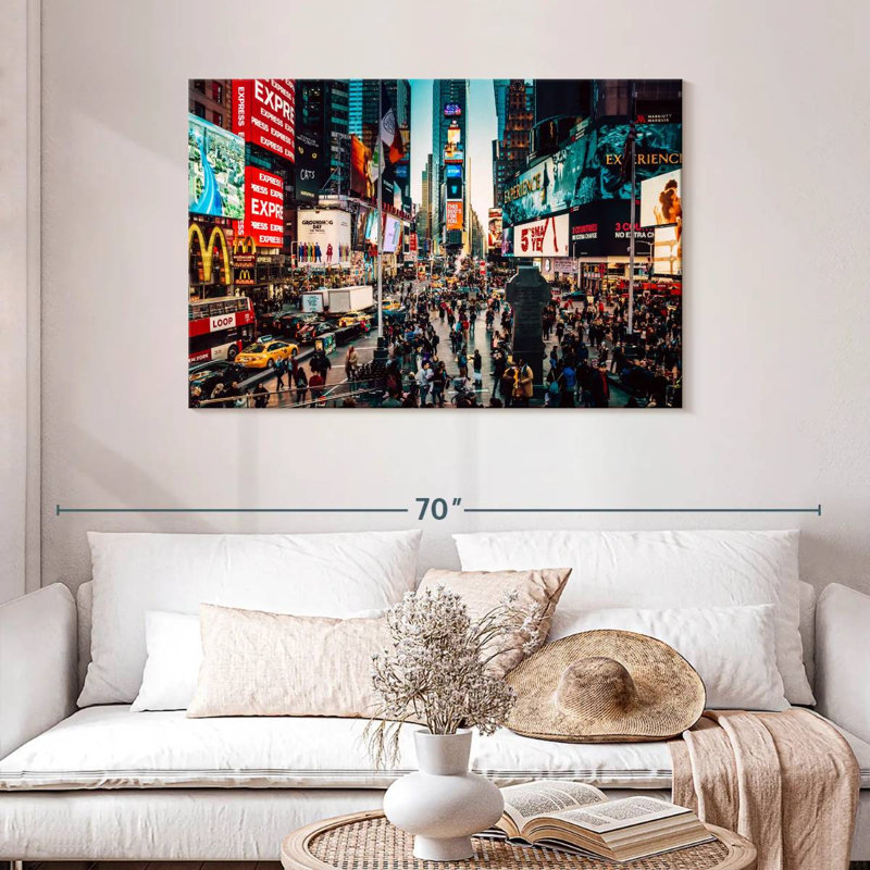 Ravi Iconic Times Square, 30" H x 45" W