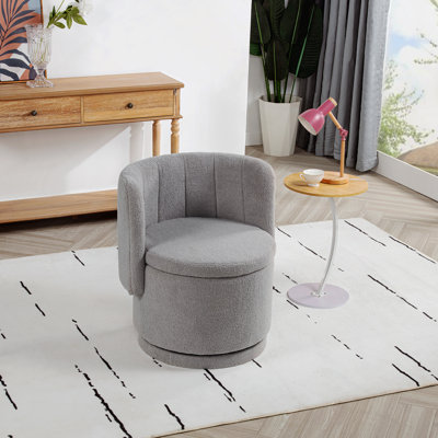 Luxueux canapé en velours avec un design capitonné classique pour une vie élégante