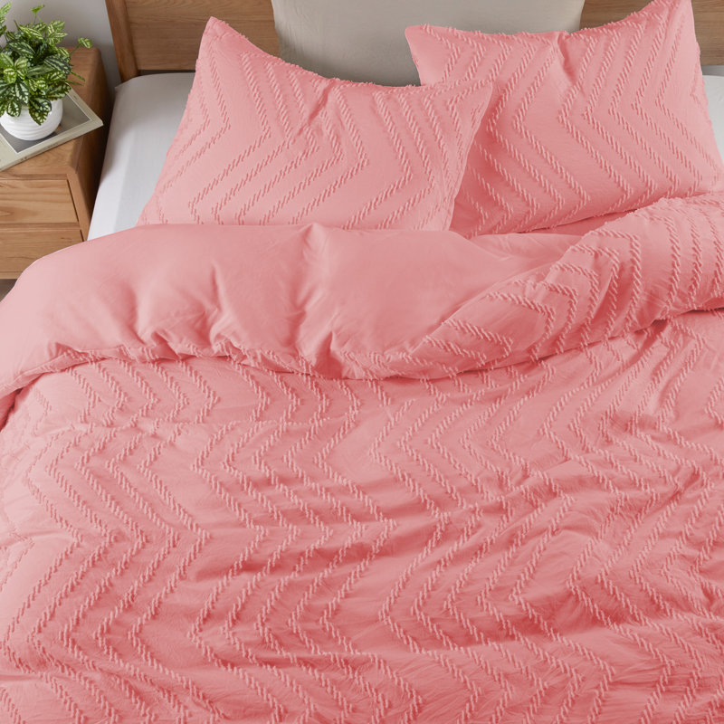 Bohemian Polyester Machine Tufted Duvet Cover, King Duvet Cover + 2 King Pillowcases, Pink Stripe