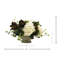 Arrangement floral d'hortensia et de feuilles de magnolia dans un vase