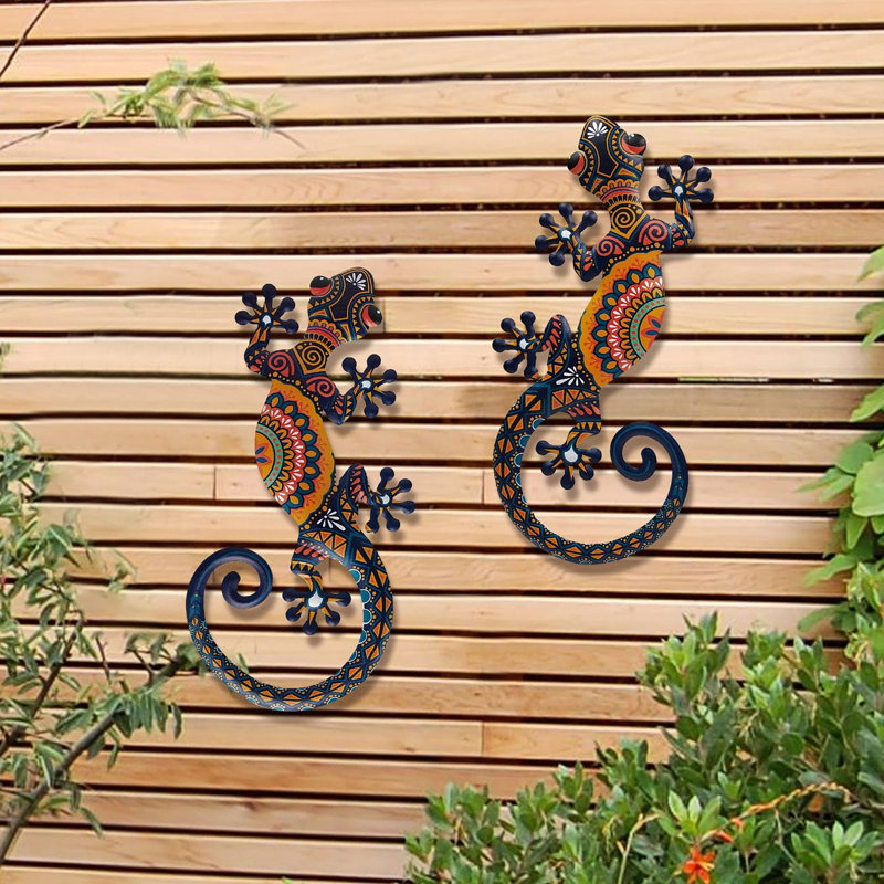 Wall Decor on Metal