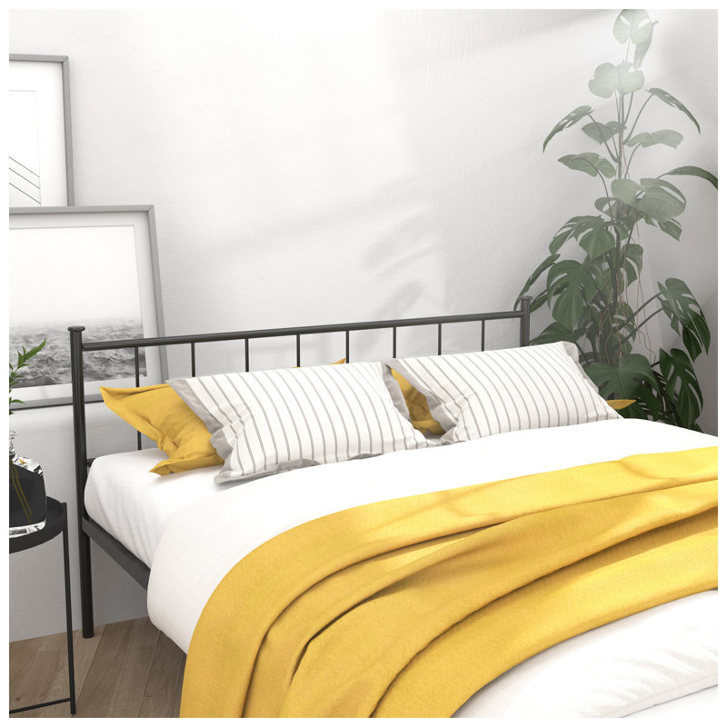 Grand lit plateforme à lattes en métal Classic l 60 po x P 80 po x H 34 po
