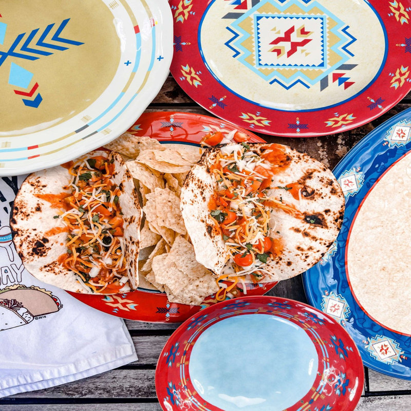 Spirit Valley Aztec Print Melamine 14-Piece Dinnerware Set