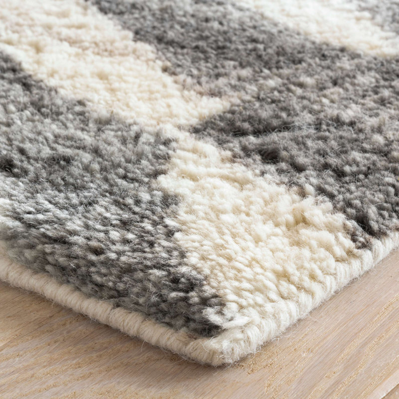 Farah Grey Hand Knotted Wool Rug, Rectangle 8' x 10'