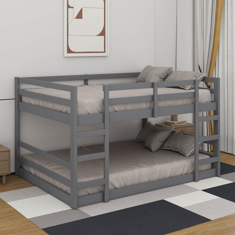 Lit superposé double au dessus d'un lit double avec échelle, Gris