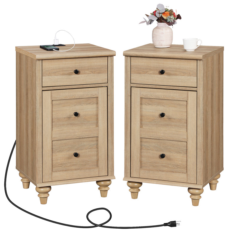 Scarlett End Table, Oak