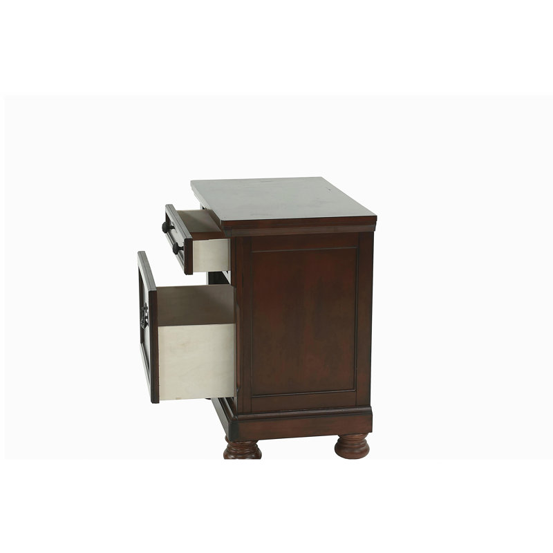 Table de chevet en cerisier antique