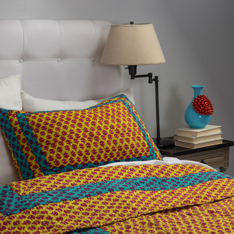 Sonal Percale Quilt, Twin Quilt + 1 Sham