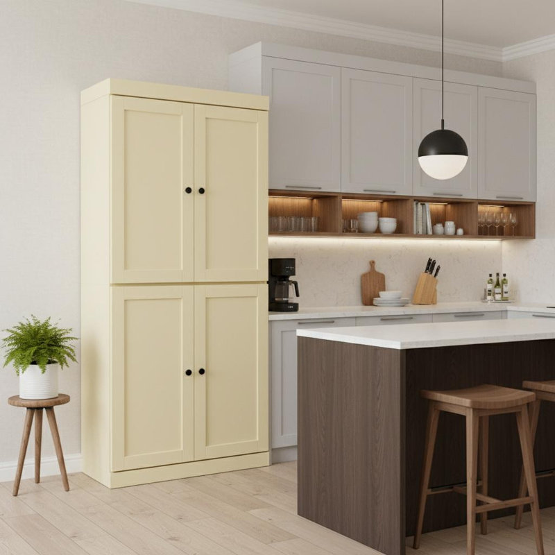 Garde-manger ou armoire de rangement 72 po en bois massif jaune à quatre portes