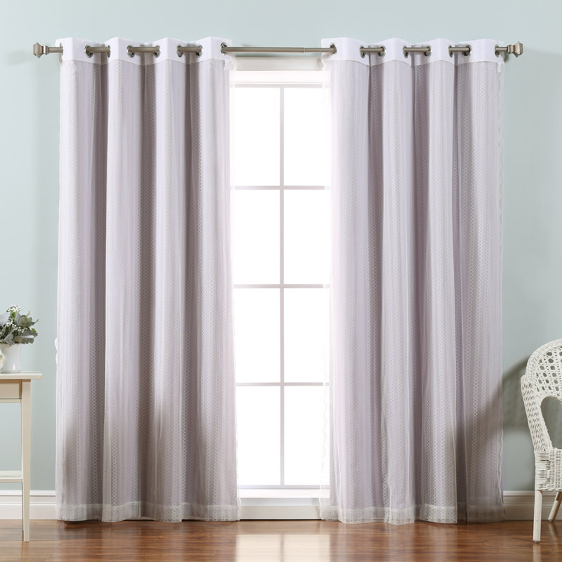 Panneau de rideau simple occultant et isolant en zigzag à oeillets Granados, Lilas